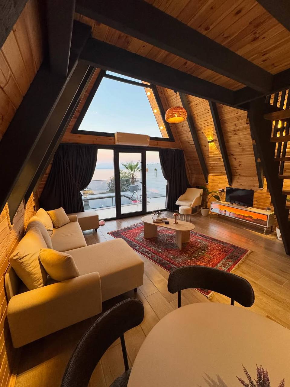 Villa Viento House