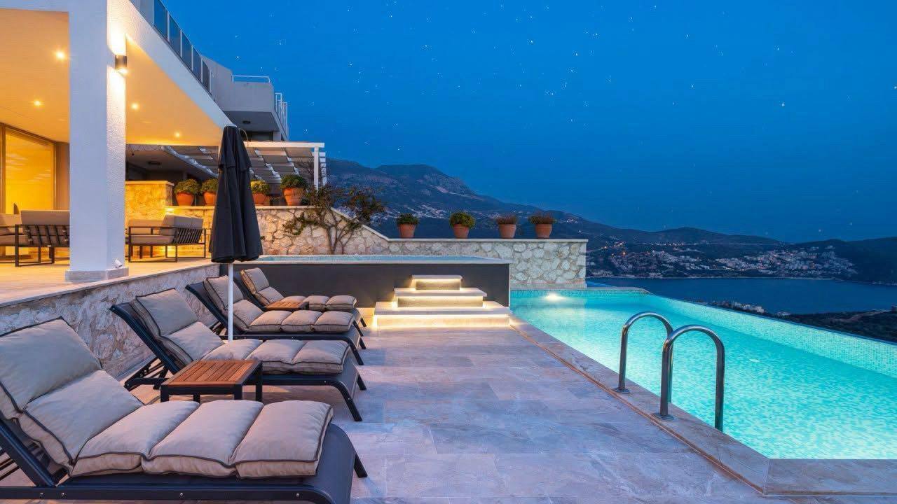 Villa Date House